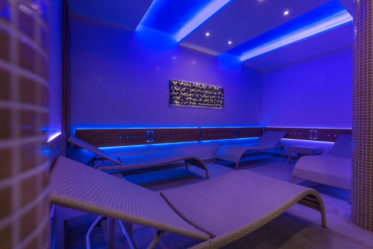 Carlina Hotel & Spa Bialka Tatrzanska Bagian luar foto
