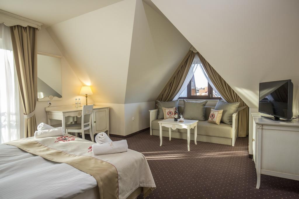 Carlina Hotel & Spa Bialka Tatrzanska Ruang foto