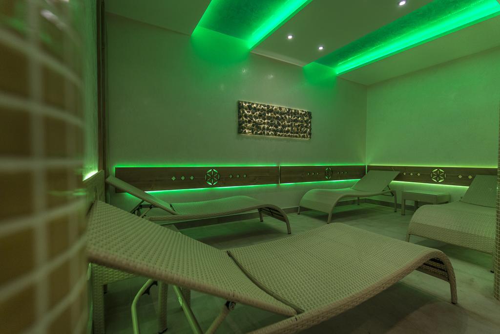 Carlina Hotel & Spa Bialka Tatrzanska Bagian luar foto