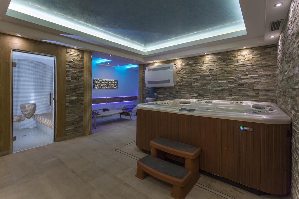 Carlina Hotel & Spa Bialka Tatrzanska Bagian luar foto