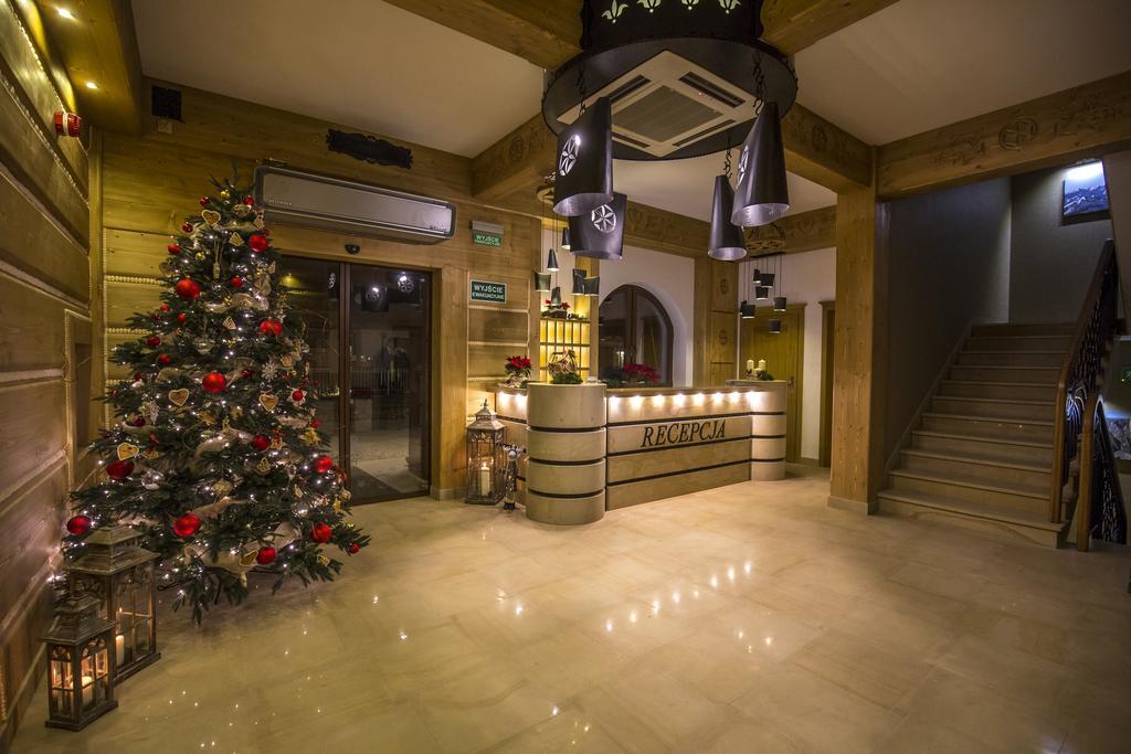 Carlina Hotel & Spa Bialka Tatrzanska Bagian luar foto
