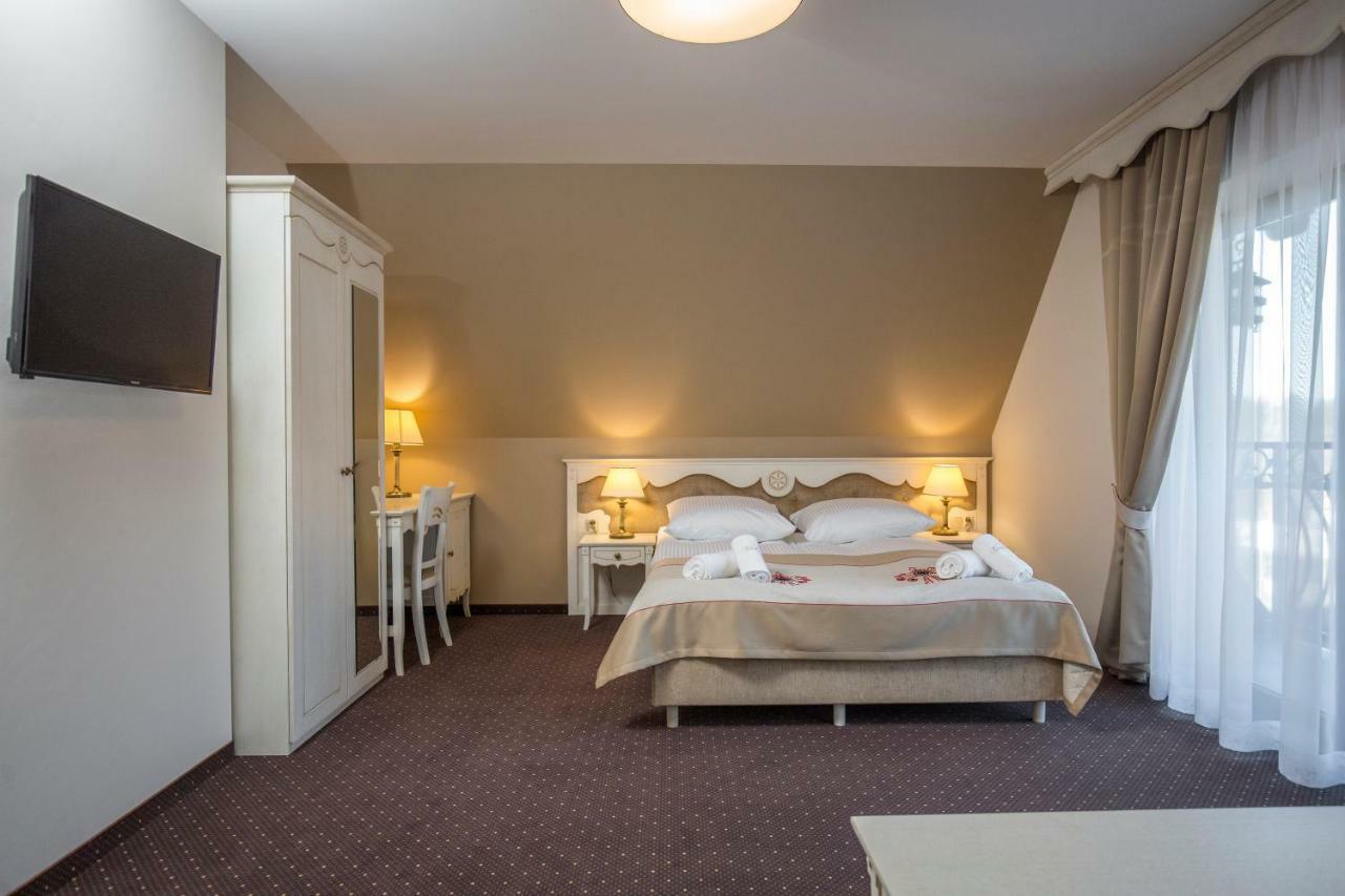 Carlina Hotel & Spa Bialka Tatrzanska Bagian luar foto